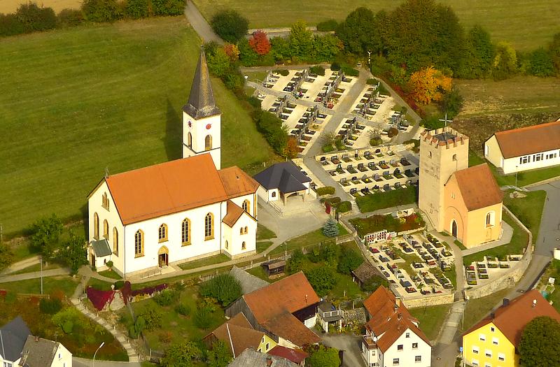 Kirche, Sachsenturm 2015