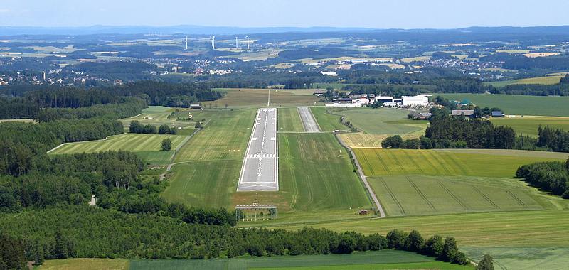 Flughafen Hof 2012